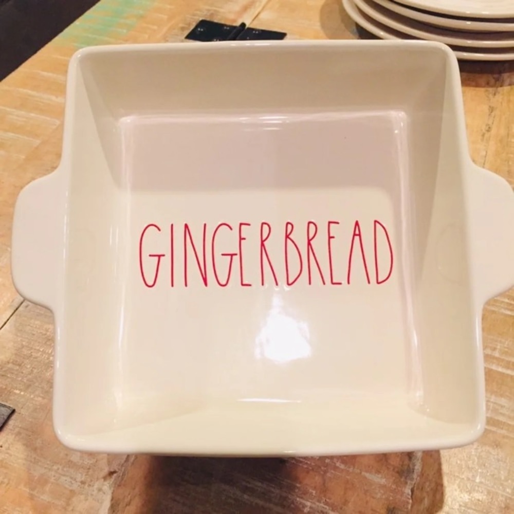 Re Dunn GINGERBREAD Baking Dish Christmas red
